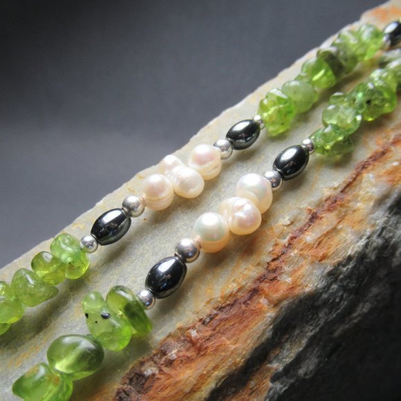 Peridot Pearl Necklace on Sterling Silver Chain - Picture 3 of 8